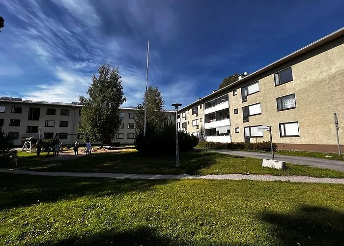 דירה 1 Bedroom Comfortable Top Floor In Puotila Near Metrostation And Sea