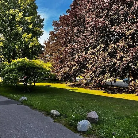 1 Bedroom Comfortable Top Floor In Puotila Near Metrostation And Sea Helsinki